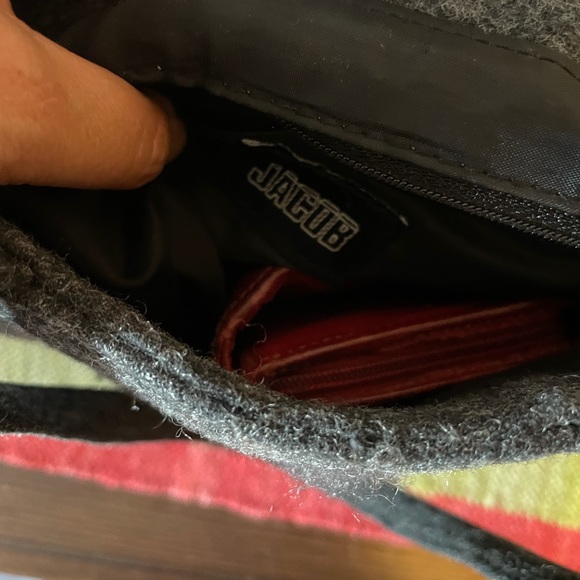 Grey wool small bag - Picture 4 of 4